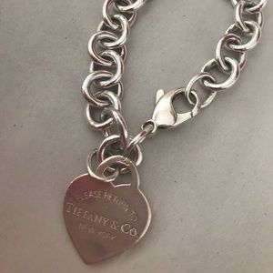 Genuine Tiffany & Co bracelet w/ suede pouch